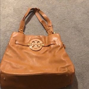 TORY BURCH AUTHENTIC SHOULDER BAG
